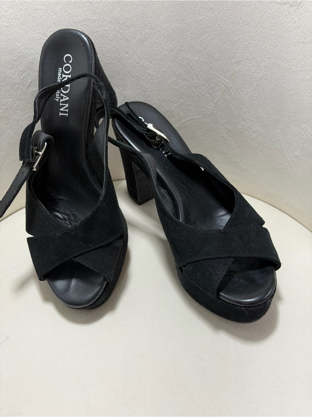 Cordani Made in Italy Black Suede Platform Block Heel Sandals Sz 41